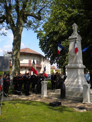 Cérémonie du 8 mai 2010