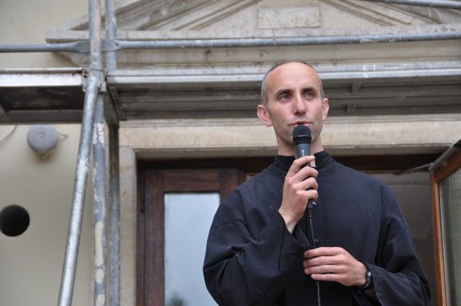 Frère Paul a quitté l'école