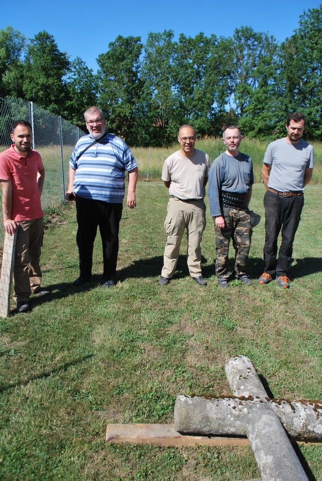 La Croix a été stoquée quelquestemps à la STEP